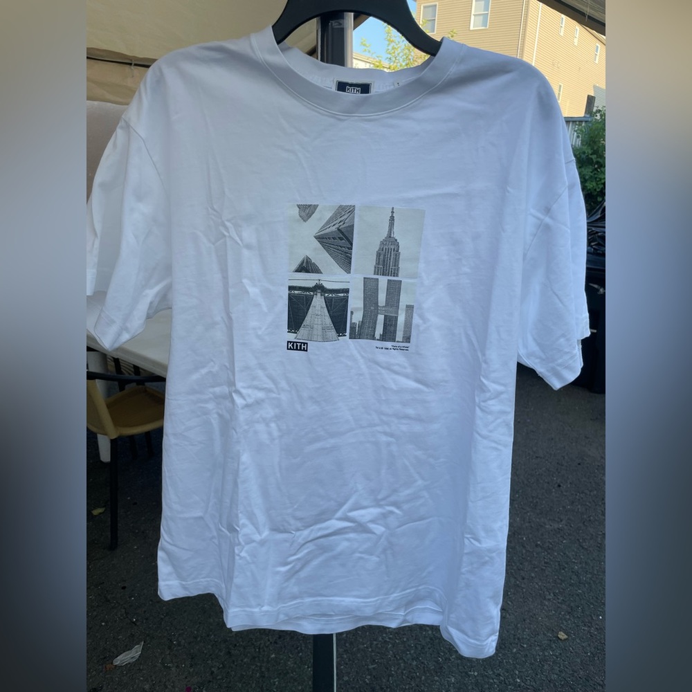 Kith White Graphic Tee - NWOT